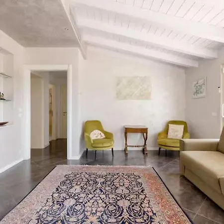 Giare Apartman