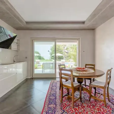 Giare Apartman *